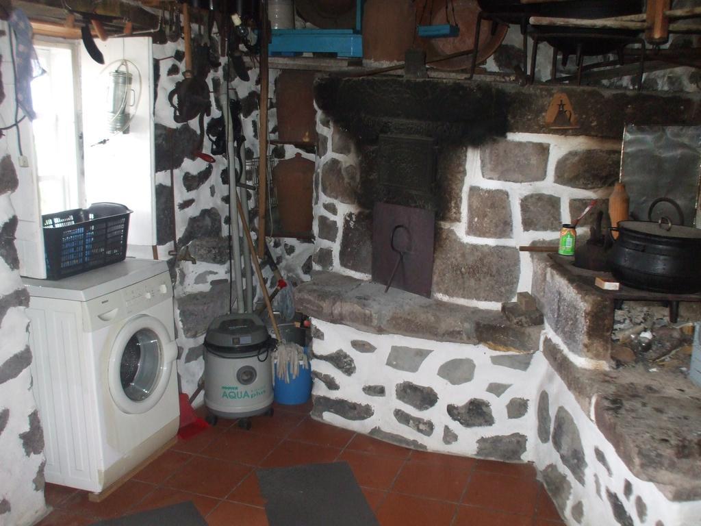 Adega do Batista Calheta (Azores) Quarto foto